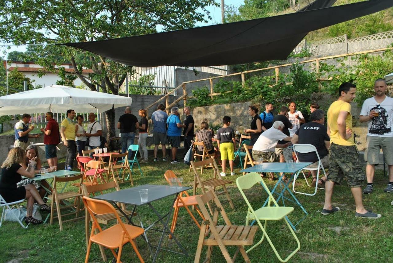 Italian Piston House Sport Moto Rent Acomodação com café da manhã Millesimo Exterior foto